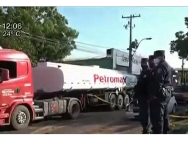 Choque entre un auto y un camión deja un fallecido en zona de Cuatro Mojones