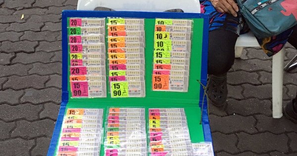La Nación / Los curiosos oráculos de los tailandeses para ganar la lotería