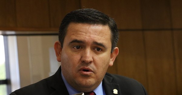 La Nación / Eduardo Petta dice que no es culpable de la pandemia