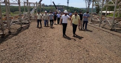 La Nación / Concejales advierten sobre la falta de obras anexas en lado paraguayo