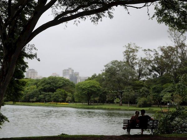 São Paulo, epicentro de la pandemia en Latinoamérica, reabre parques