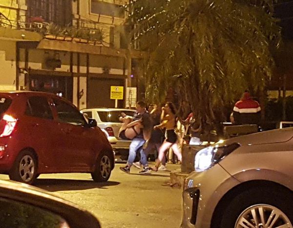 Fiesta de “Halloween” terminó a los puños en Asunción - Nacionales - ABC Color