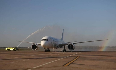 HOY / Llegó vuelo de Europa y conectividad aérea paraguaya vuelve a activarse