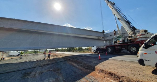 La Nación / Se inició montaje de vigas para el viaducto Falcón-Remanso