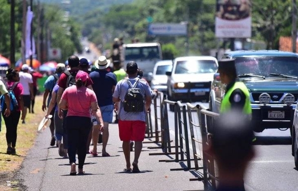 HOY / Peregrinantes a Caacupé: el uso de tapabocas solo está exceptuado durante caminata