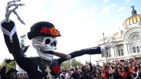 México celebra el Día de Muertos