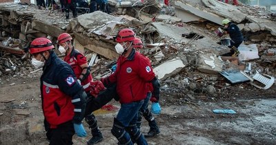 La Nación / Terremoto en Turquía deja más de 50 muertos