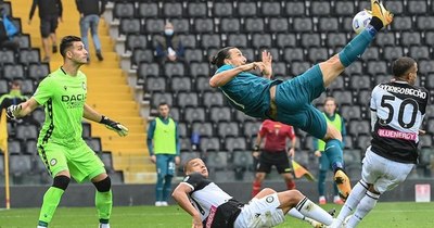 La Nación / CR7 e Ibra brillan