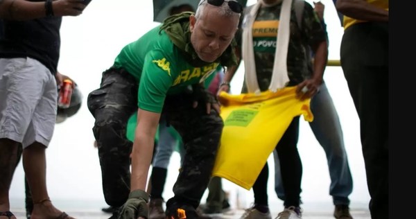 Simpatizantes de Bolsonaro protestan en Brasil contra vacuna para el coronavirus - ADN Paraguayo