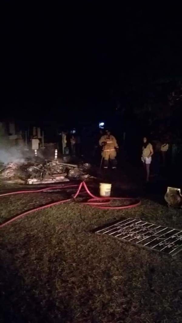 Hombre muere calcinado tras incendio de su vivienda – Prensa 5