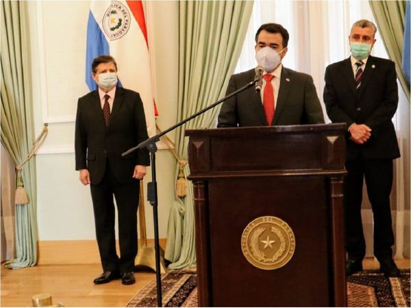 Ministro de Hacienda insiste en la necesidad de mejorar gasto público