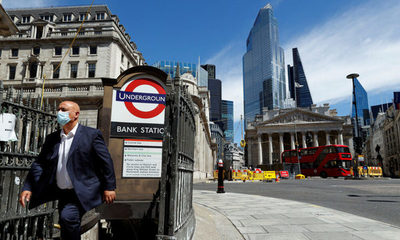 Boris Johnson anunció el confinamiento de Inglaterra por un mes