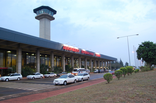 Tras hurto de celulares, cambian a funcionarios de la DINAC del aeropuerto Guaraní