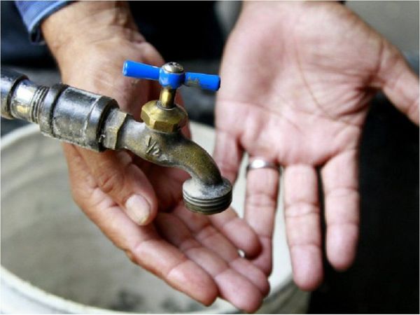 Falta de agua: "Se consume más de lo que se produce", señala la Essap