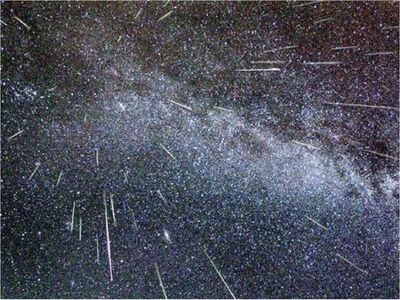 Científicos descubren un nuevo mineral en un meteorito lunar