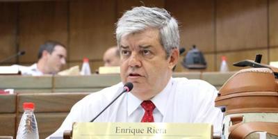 Convención no puede prorrogar mandato de autoridades partidarias, advierte senador