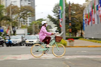 Lima en bicicleta: una revolución "sin marcha atrás" - MarketData
