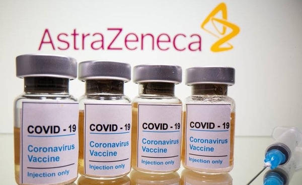 HOY / AstraZeneca aseguró que su vacuna contra el COVID-19 podría distribuirse a finales de marzo