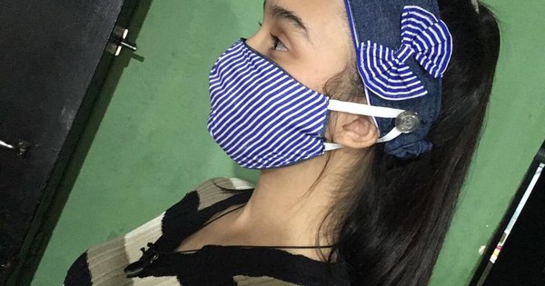 La Nación / Ejemplo de superación: cerró su hospedaje por la pandemia y volvió a su antiguo amor, la costura