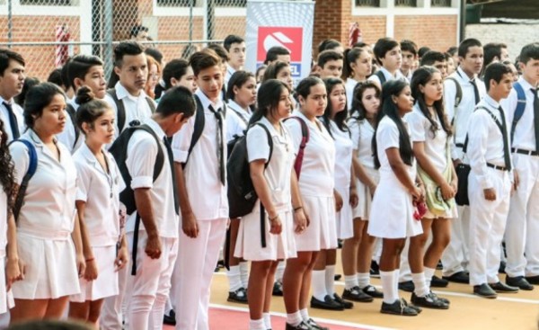 Instituciones educativas no deben negar examen por mora en cuotas