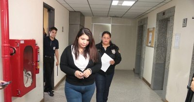 La Nación / Araceli Sosa: “Estoy comenzando a renacer como madre y como mujer”