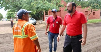 Continúa los trabajos de asfaltado en Coronel Oviedo - Noticiero Paraguay
