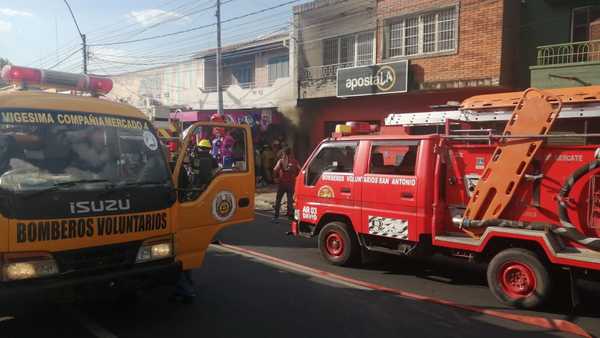 Incendio en un local ubicado en zona del Mercado nº 4 » Ñanduti