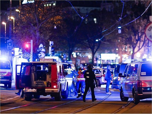 Gobierno austriaco confirma ataques terroristas en el centro de Viena