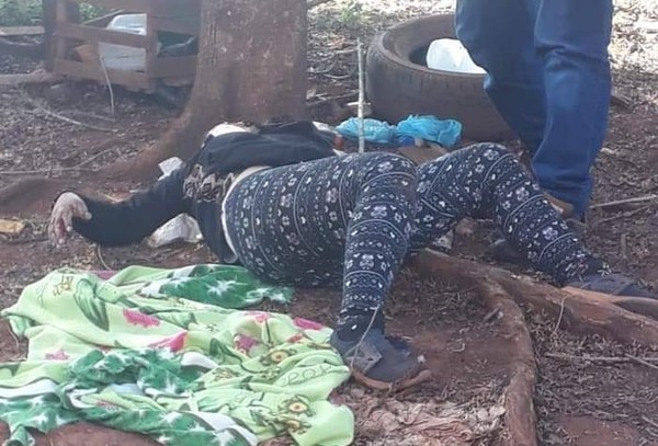 Violentos asaltantes asesinan a una pareja a balazos