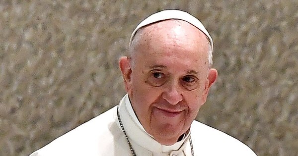 La Nación / Vaticano aclara posición del Papa