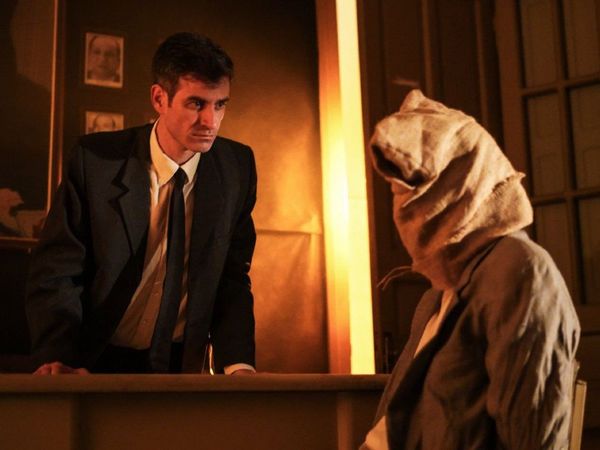 Pieza teatral indaga el dramático diálogo entre víctima y verdugo