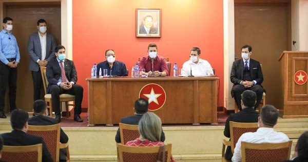 La Nación / Convencionales apoyan cambios en el estatuto
