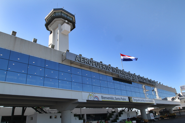 Paraguay reabre frontera aérea con Argentina | OnLivePy