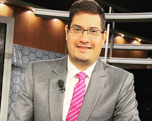 Crónica / El tuit que ombopochy a Pato Ovando