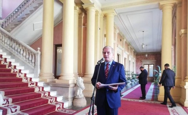 Durand en el Palacio, dice que Abdo le pidió que siga pegado al gobierno - ADN Paraguayo