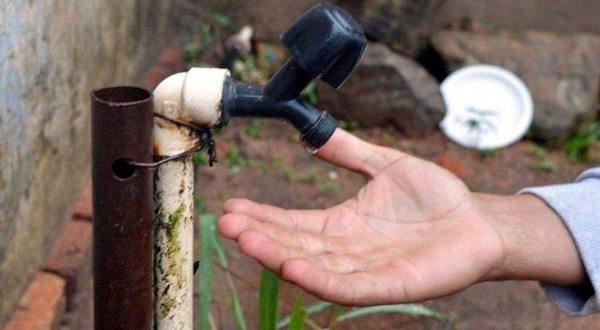 Municipalidad de Fernando de la Mora pide a ESSAP restauración urgente de servicio de agua