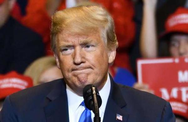 Donald Trump cierra su campaña con un video bailando al ritmo de Village People - SNT