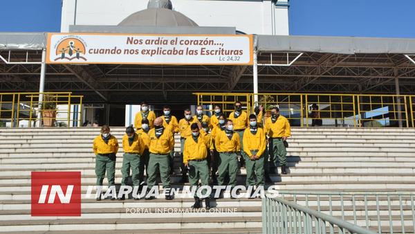 MUNICIPALIDAD DE ALTO VERÁ REGALÓ UN VIAJE A CAACUPÉ PARA BOMBEROS FORESTALES