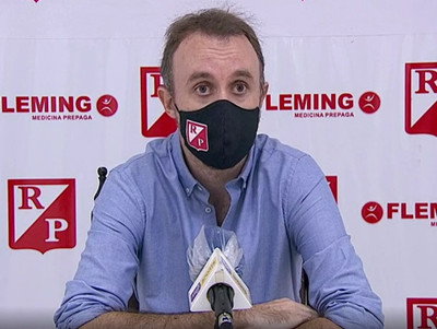 Aitor hace sus primeras armas en el fútbol paraguayo