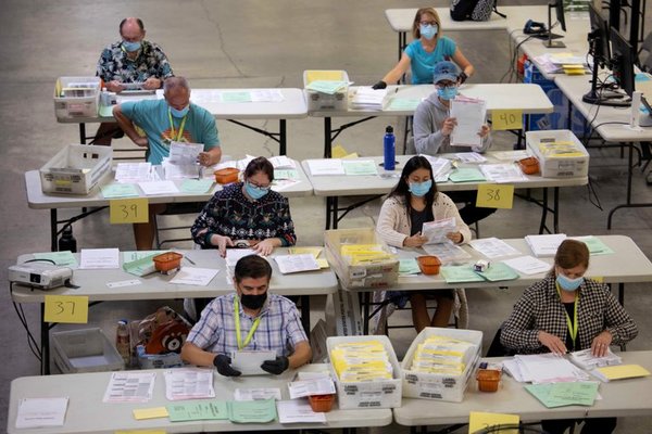 Récord de votos anticipados en Estados Unidos: superó los 100 millones de sufragios