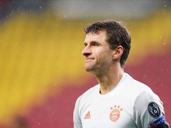 Bayern golea tras sufrir en la primera parte
