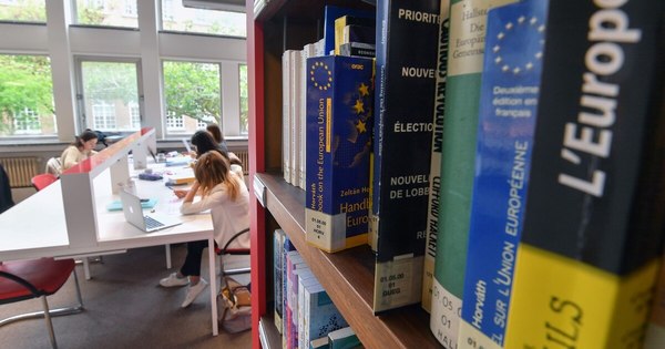 La Nación / En Bélgica, el libro es un “bien esencial”