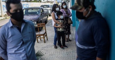 La Nación / La pandemia empuja a mexicanos a hacer su testamento