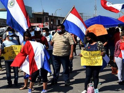 Paseros exigen apertura de frontera con la Argentina