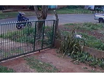 Sicarios acribillan de diez balazos a un hombre en el Este