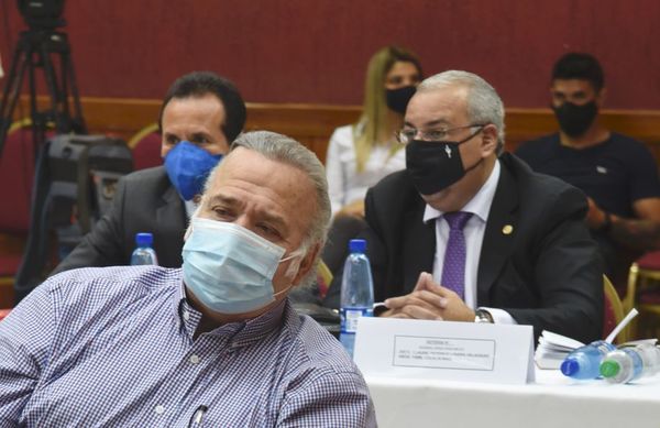 Con varios pedidos de nulidad se inició, por fin, el juicio oral a OGD - Nacionales - ABC Color