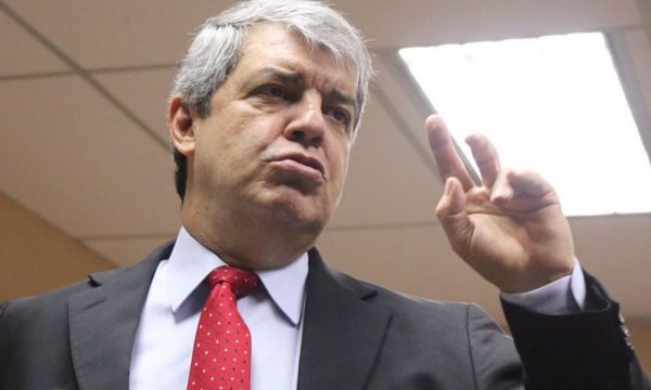 Riera no descarta recurrir a la Corte para evitar prórroga de mandatos en la ANR