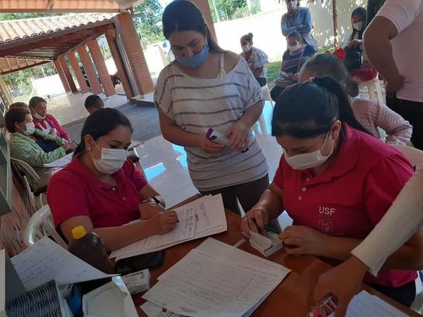 Asisten a mujeres de Minga Porã para prevenir enfermedades crónicas - ABC en el Este - ABC Color