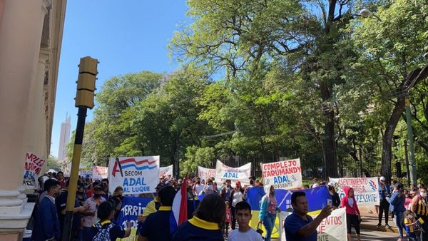 Rechazan mayor burocracia en la construcción de viviendas sociales | OnLivePy