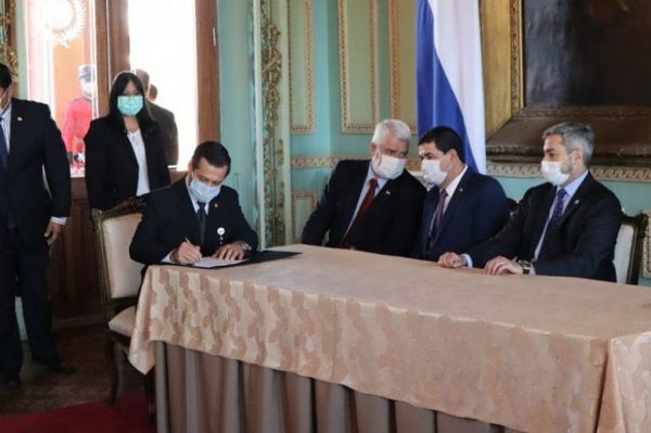 Mario Abdo afirma que obra de subestación Yguazú representará la